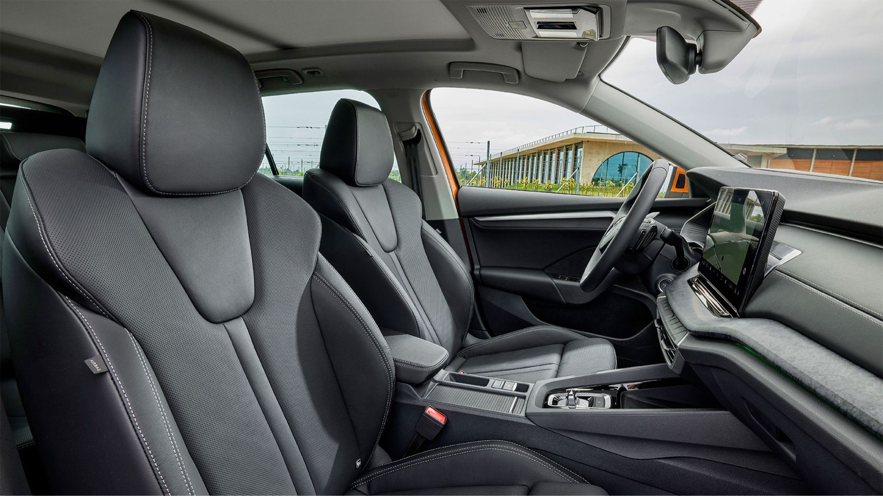 7 airbags